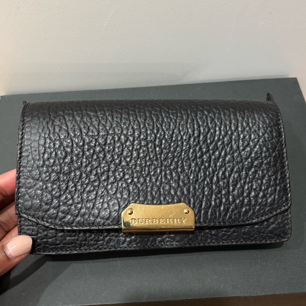 Burberry Madison wallet on chain